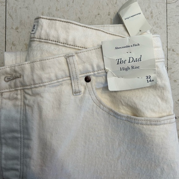 The dad Jean in cream color - Picture 3 of 3